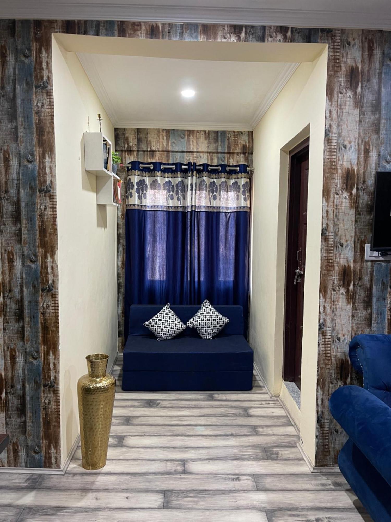 The Khayabaan - Luxurious Home Stay Away From Home Srīnagar Dış mekan fotoğraf
